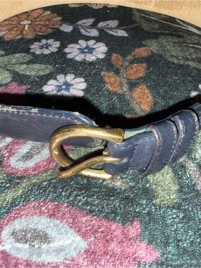 Classic Coach Navy Leather Women’s Belt with Brass Buckle